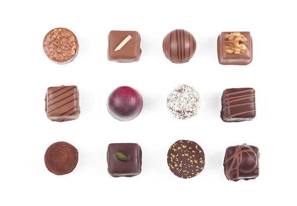 Assortiment de bonbons au chocolat et de pralines — Photo