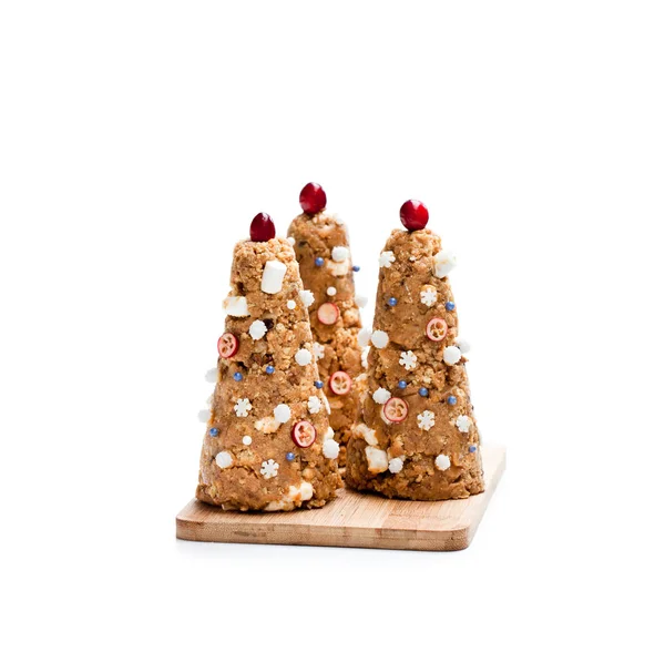 Kerstboom koekjes geïsoleerd op witte achtergrond — Stockfoto