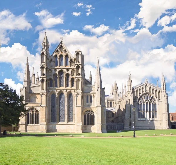 Ely  cathedral in sunny summer day — Stock Photo, Image