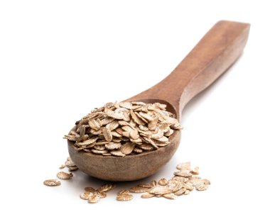 Çavdar gevrekli ahşap kaşık beyaz üzerine izole edilmiş. 