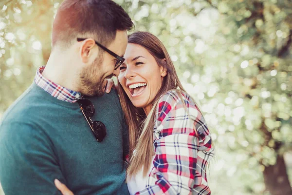 Happy Couple Love Having Fun Outdoors Summer Park — Stock Photo, Image