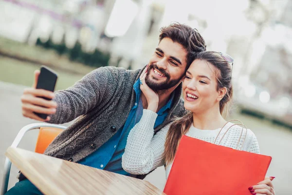 Fika Efter Shopping Par Kärlek Caféet Delge Varandra Sina Nya — Stockfoto