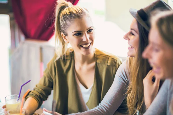 Female Friends Enjoying Conversation Drinking Beverages Cafe — Stock Photo, Image