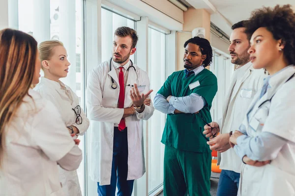 Medical team discussing in the office. — Stock Photo, Image