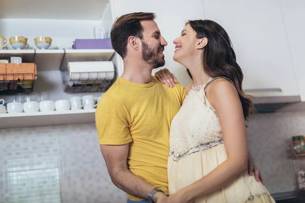 Pregnant Couple Happy Family Pregnant Woman Husband Kitchen — Stock Photo, Image