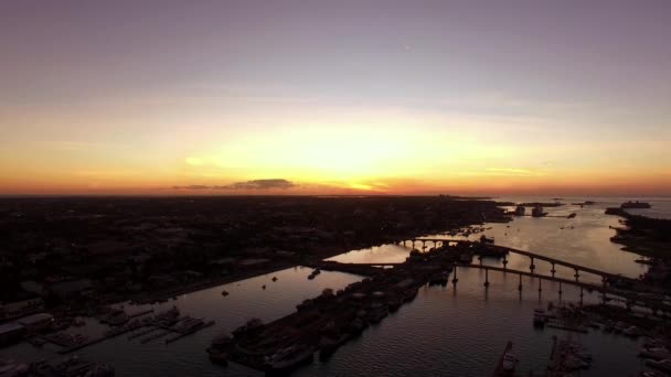 Bahamas Hafen bei Sonnenuntergang — Stockvideo