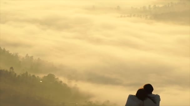 Couple enjoying a beautiful view — Stock Video