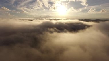 Bulutların üzerinde hava atış