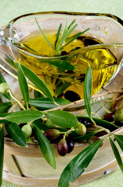 Olive Oil and Olives — Stock Photo, Image