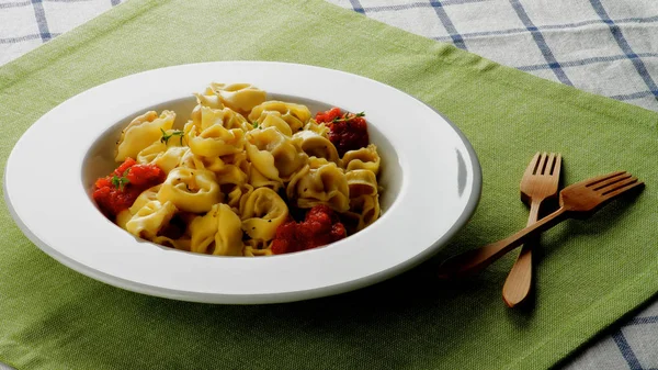 Delicious Meat Cappelletti — Stock Photo, Image