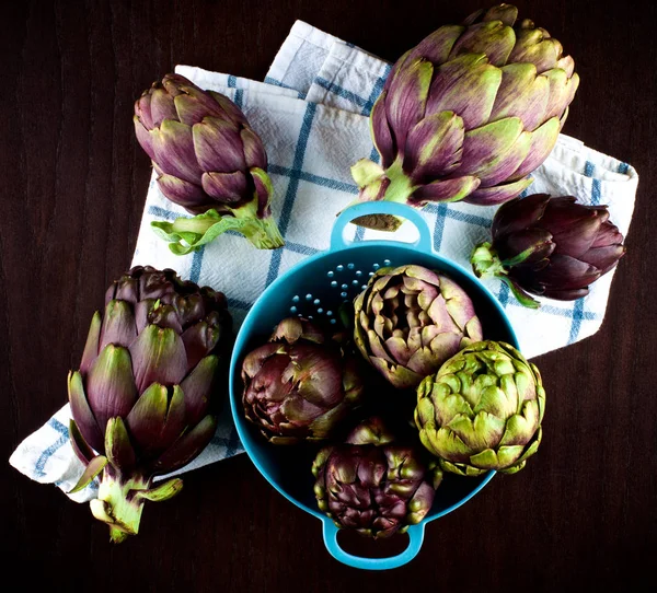 Perfect Raw Artichokes — Stock Photo, Image