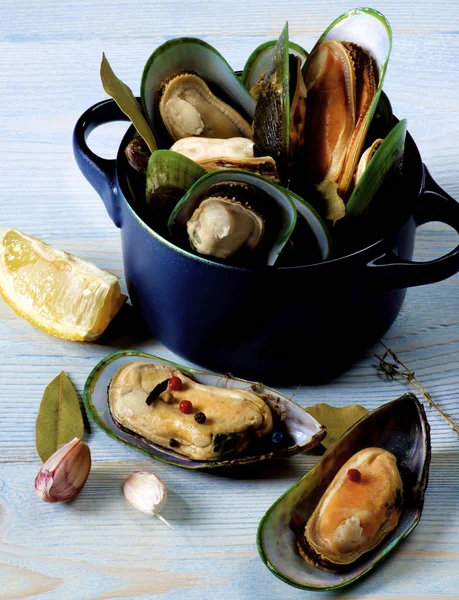 Boiled Green Mussels — Stock Photo, Image