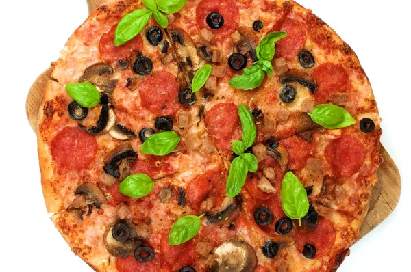 Pizza mit Paprika und Champignons — Stockfoto