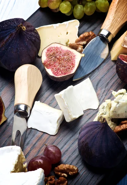 Gourmet Cheese Plate — Stock Photo, Image