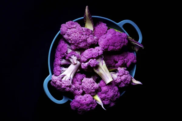 Coliflor púrpura fresca —  Fotos de Stock