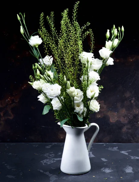 Bukiet kwiatów lisianthus — Zdjęcie stockowe