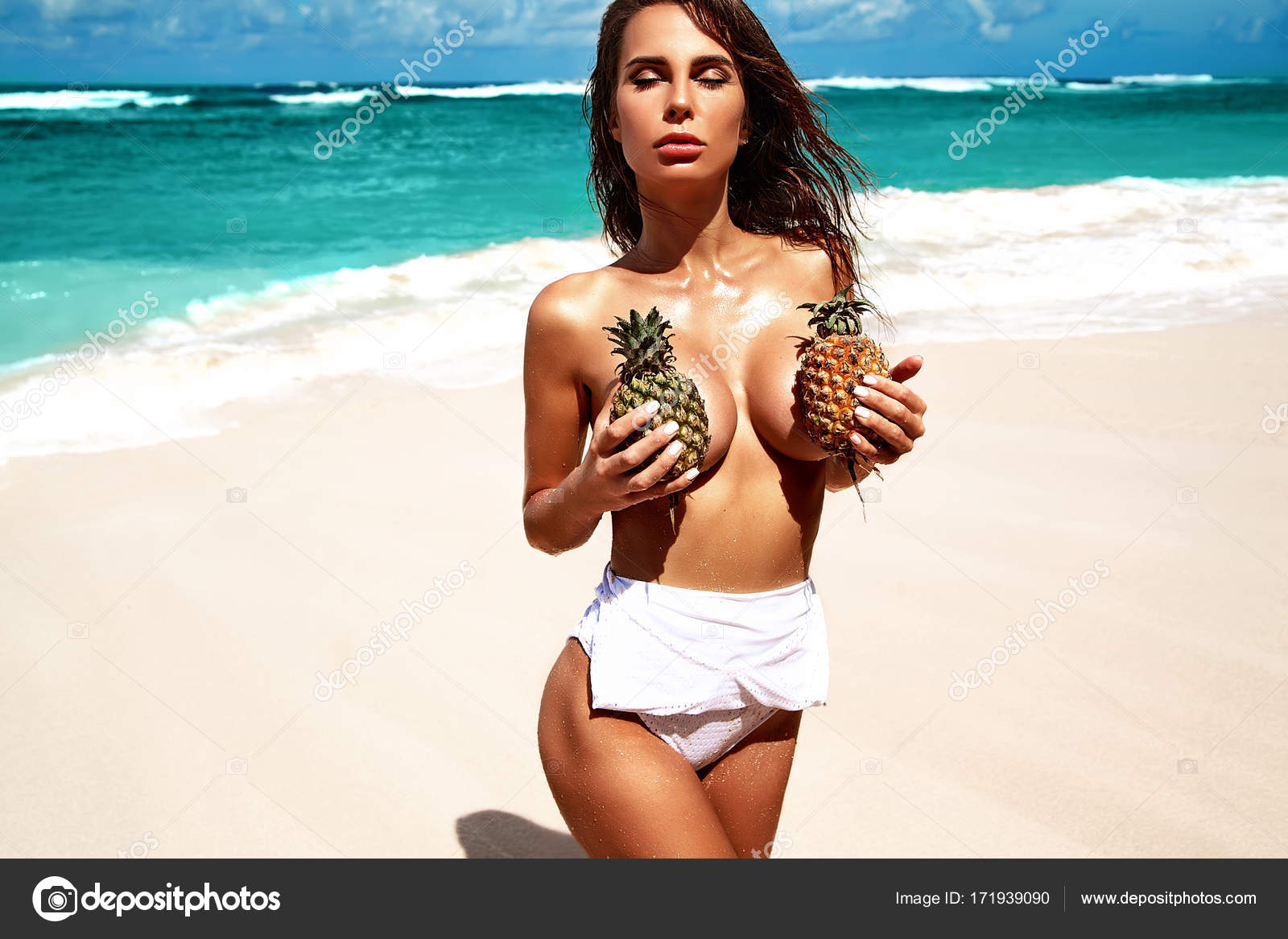 Portrait of beautiful caucasian sunbathed woman model with dark