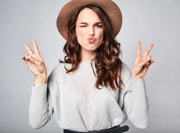 Portrait Young Stylish Laughing Girl Model Gray Casual Summer Clothes — Stock Photo, Image