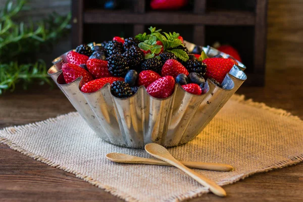 Healthy yogurt with mix of berry — Stock Photo, Image