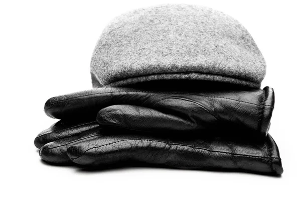 Berretto Grigio Tweed Guanti Pelle Nera Sfondo Bianco — Foto Stock