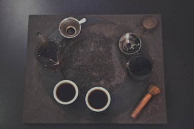 Sabah Çin siyah çay töreni