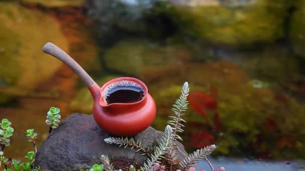 Schwarzer Chinesischer Teelauf Fluss Filmmaterial — Stockvideo