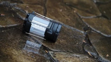 Flash light yağmur taşı arka plan HD görüntüleri 