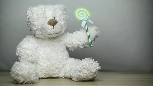 Footage Toy Bear Lollipop — Stock Video