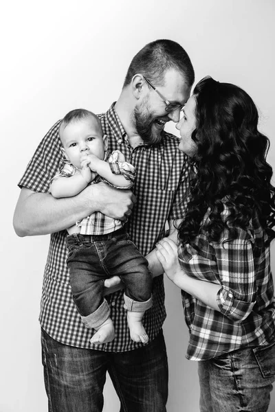 mutlu genç aile arıyorum ve birbirlerine