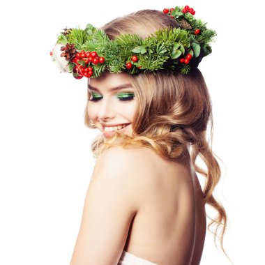 Sağlıklı cilt, makyaj ve çiçek yeşil çelenk Isol kadın