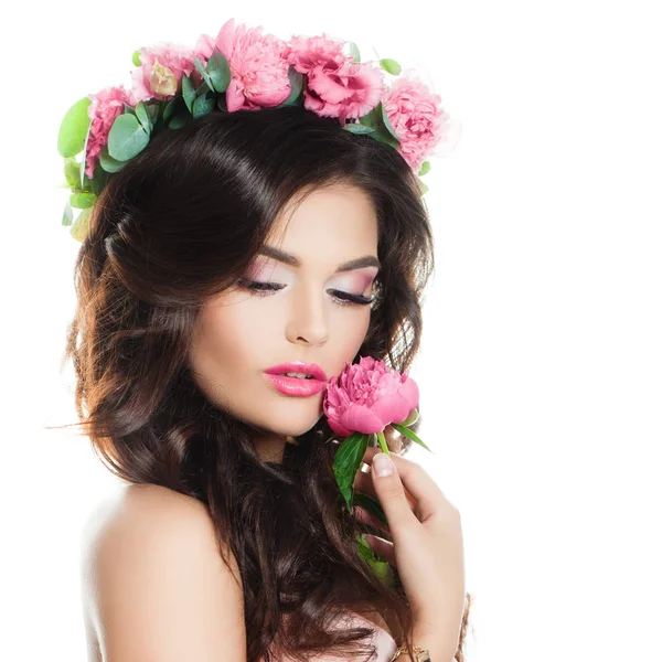 Bloemen stijl Fashion Portret van mooie vrouw Model met gezonde — Stockfoto
