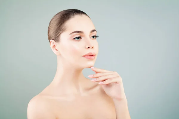 Spa Chica con Piel Saludable, Cuidado de la Piel, Tratamiento Facial —  Fotos de Stock