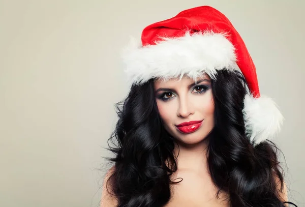 Happy New Year vrouw in Kerstman hoed. Kerst Fashion Model — Stockfoto
