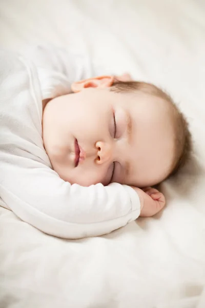 Little Baby Sleeping at Home (1 month old) — Stock Photo, Image