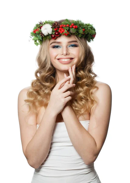 Mladá krásná žena vánoční model izolovaný na bílém — Stock fotografie