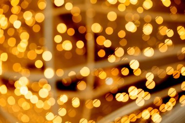 Noel ışıkları arka planı. Xmas dekorasyonundan altın boke