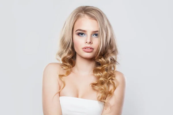 Moda Piękno Portret Pięknej Kobiety Długimi Blond Włosami — Zdjęcie stockowe