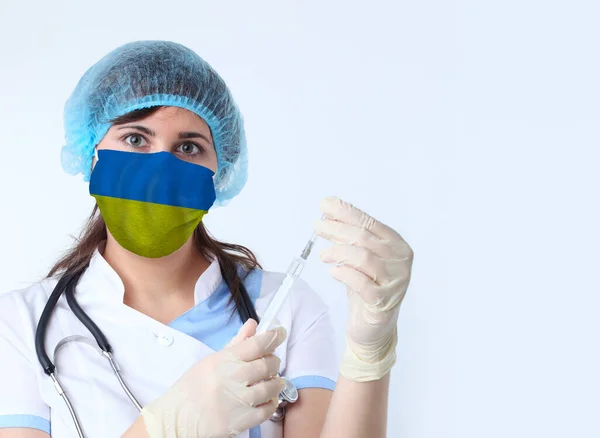 Mujer Científica Máscara Con Bandera Ucrania Investigación Virus Laboratorio Para —  Fotos de Stock