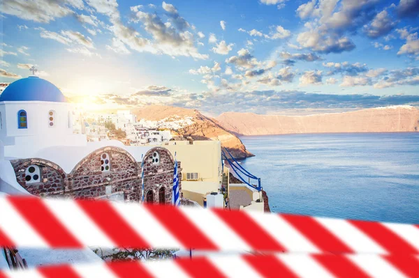 Griekenland Markeert Santorini Met Waarschuwingstape Covid Quarantaine — Stockfoto
