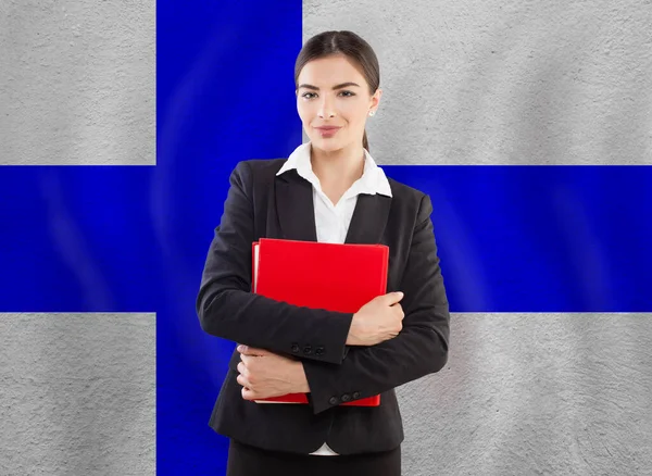 Mujer Joven Con Cuaderno Rojo Educación Concepto Empresarial — Foto de Stock