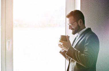 yakışıklı işadamı sabah Kupası holding 