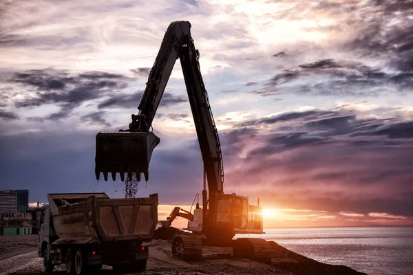 Backhoe Digger Working Bucket Industrial Earth Excavation Site Sunrise Light — 스톡 사진