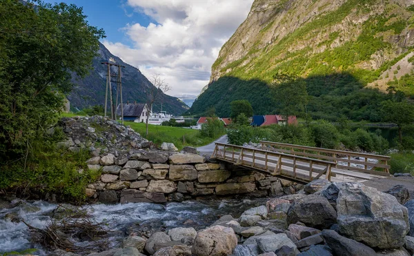 Neroy fjord garden, Norwegen. — Stockfoto