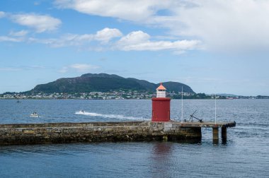 Küçük fener kulesi