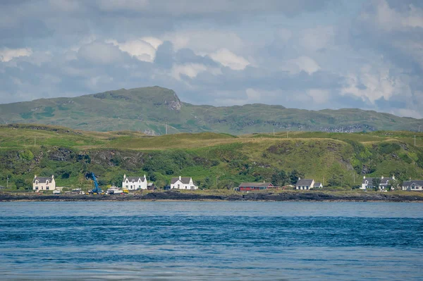 Vila na costa da Escócia — Fotografia de Stock