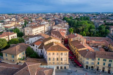 Ünlü kuleden Pisa merkez kare görüntüsü