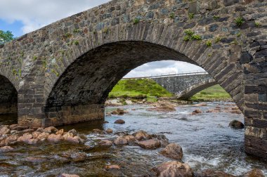 Ortaçağ köprü kemeri, Skye Adası