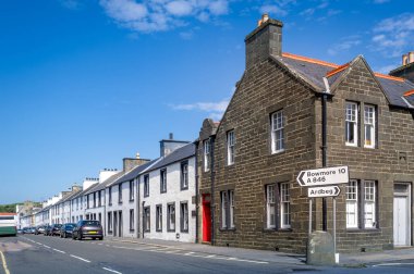 Port Ellen ve Bowmore yol tabelası