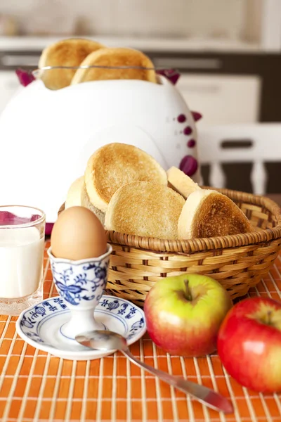 Toast bread, boiled eggs and fruit for breakfast — Stock Photo, Image