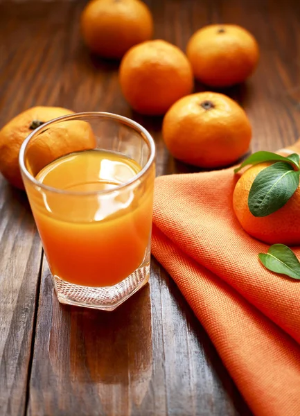 Jus de mandarine frais — Photo